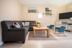Haus Esche - Wohnzimmer-3