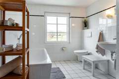 Kastanie - Badezimmer-1
