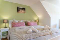 Kastanie - Schlafzimmer-1